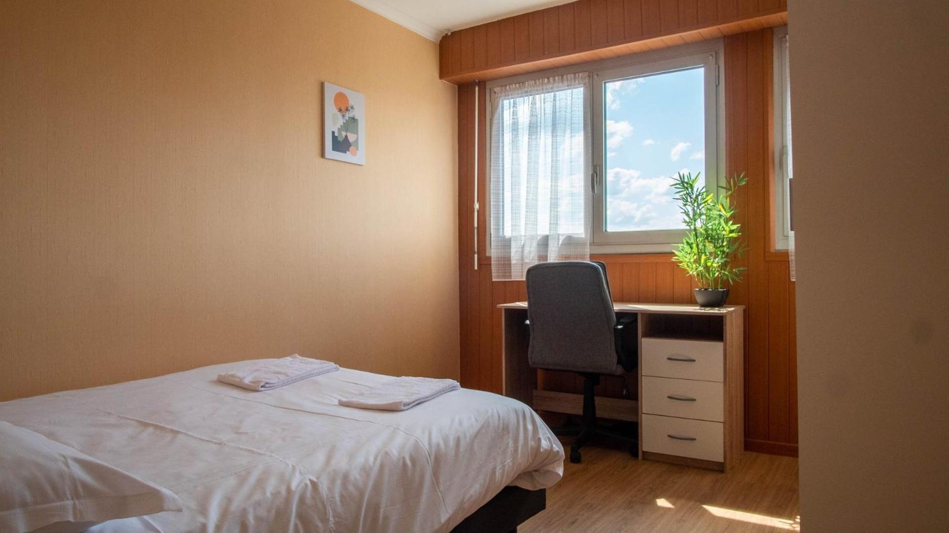 Le Provencal - Vue Paronomique Sur Poitiers Appartement Buitenkant foto